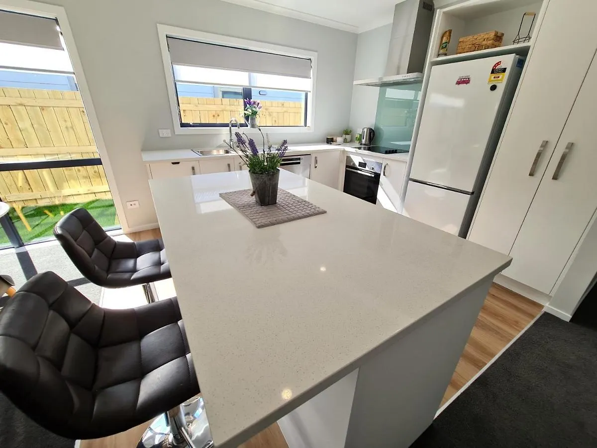 Casa vacanze Brand New & Cosy In Kapiti - New 3-Bedrooms 4-Beds In Paraparaumu
