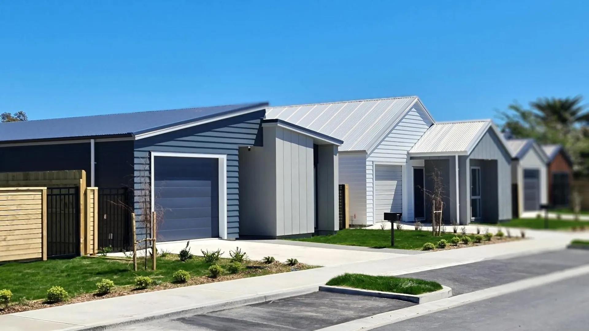 Brand New & Cosy In Kapiti - New 3-Bedrooms 4-Beds In Paraparaumu