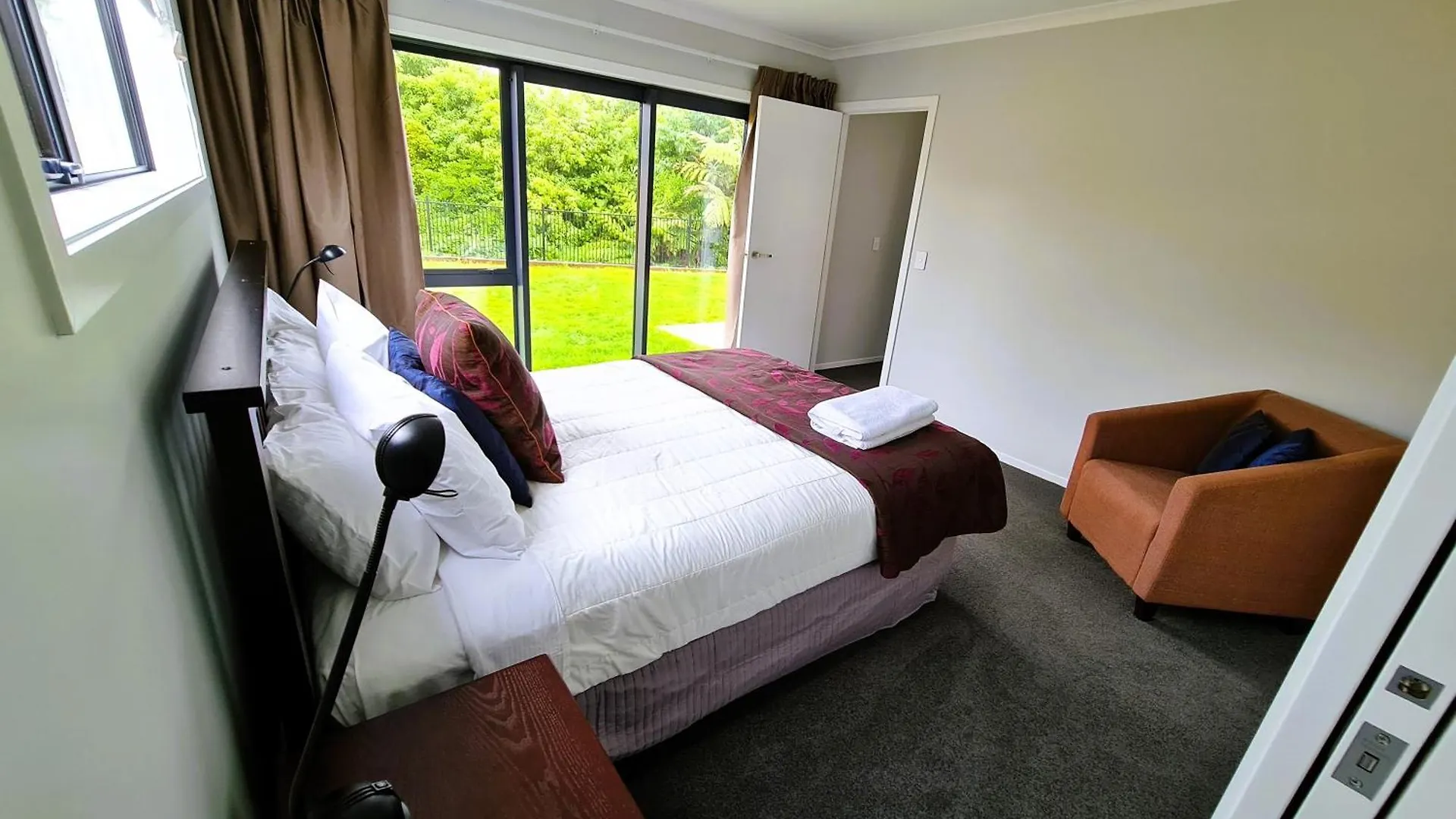 Brand New & Cosy In Kapiti - New 3-Bedrooms 4-Beds In Paraparaumu Nuova Zelanda