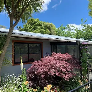 Twin Oaks Quiet Paraparaumu